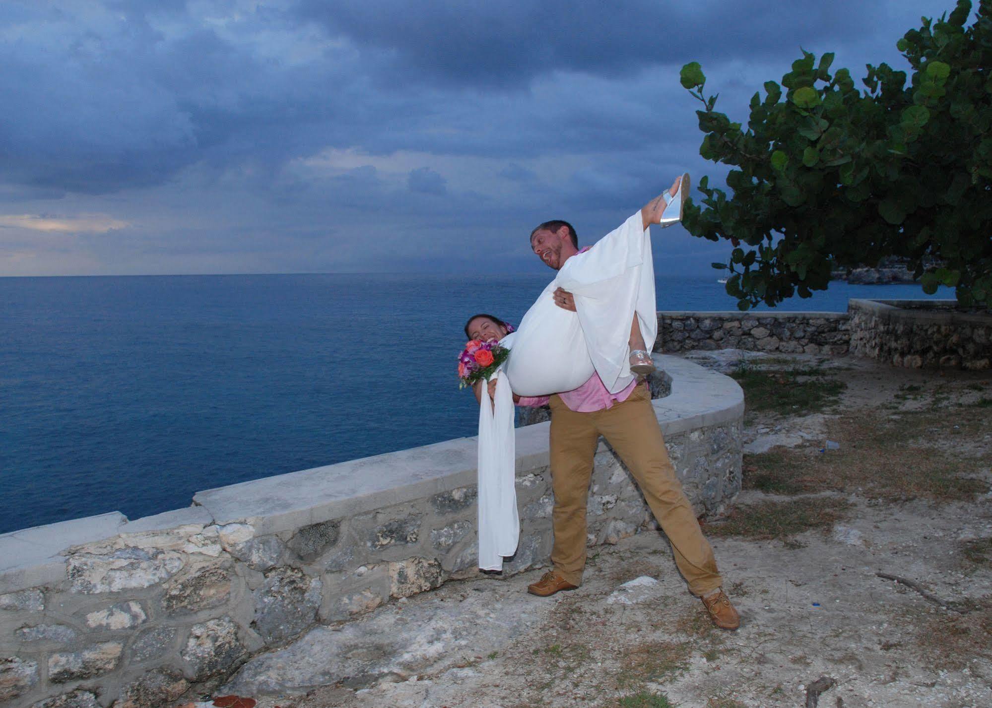 Seastar Inn Negril Buitenkant foto