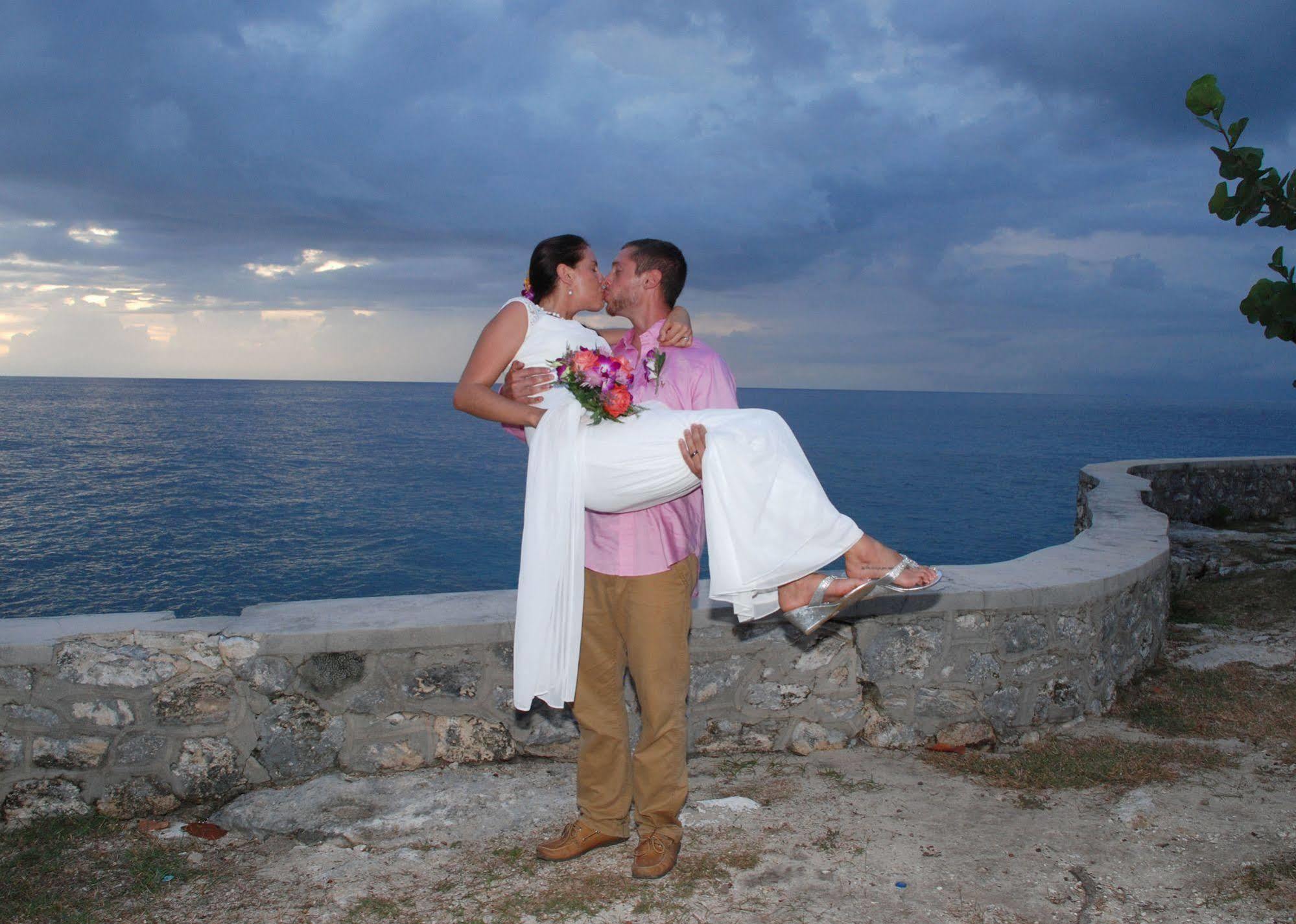 Seastar Inn Negril Buitenkant foto