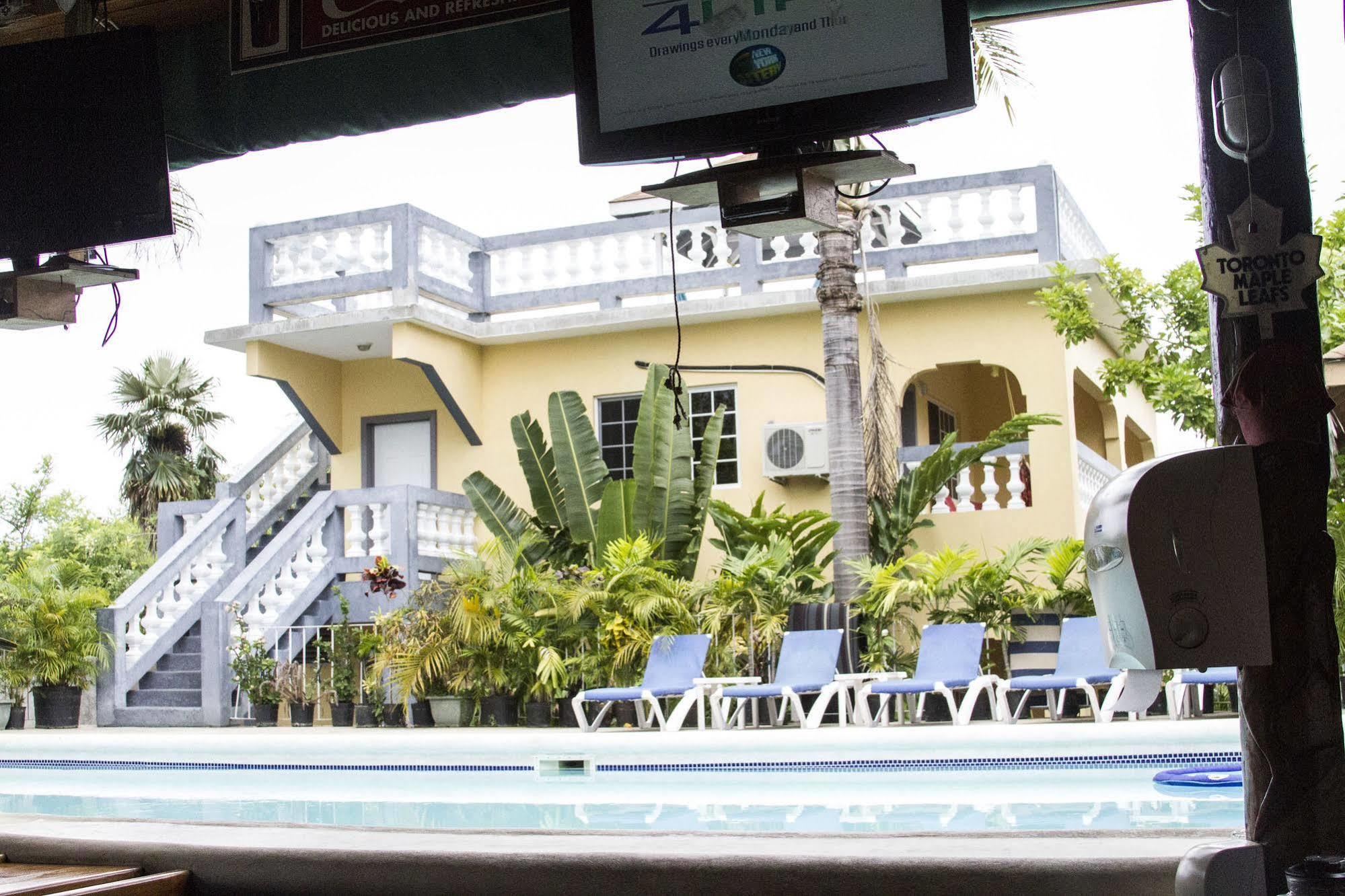 Seastar Inn Negril Buitenkant foto