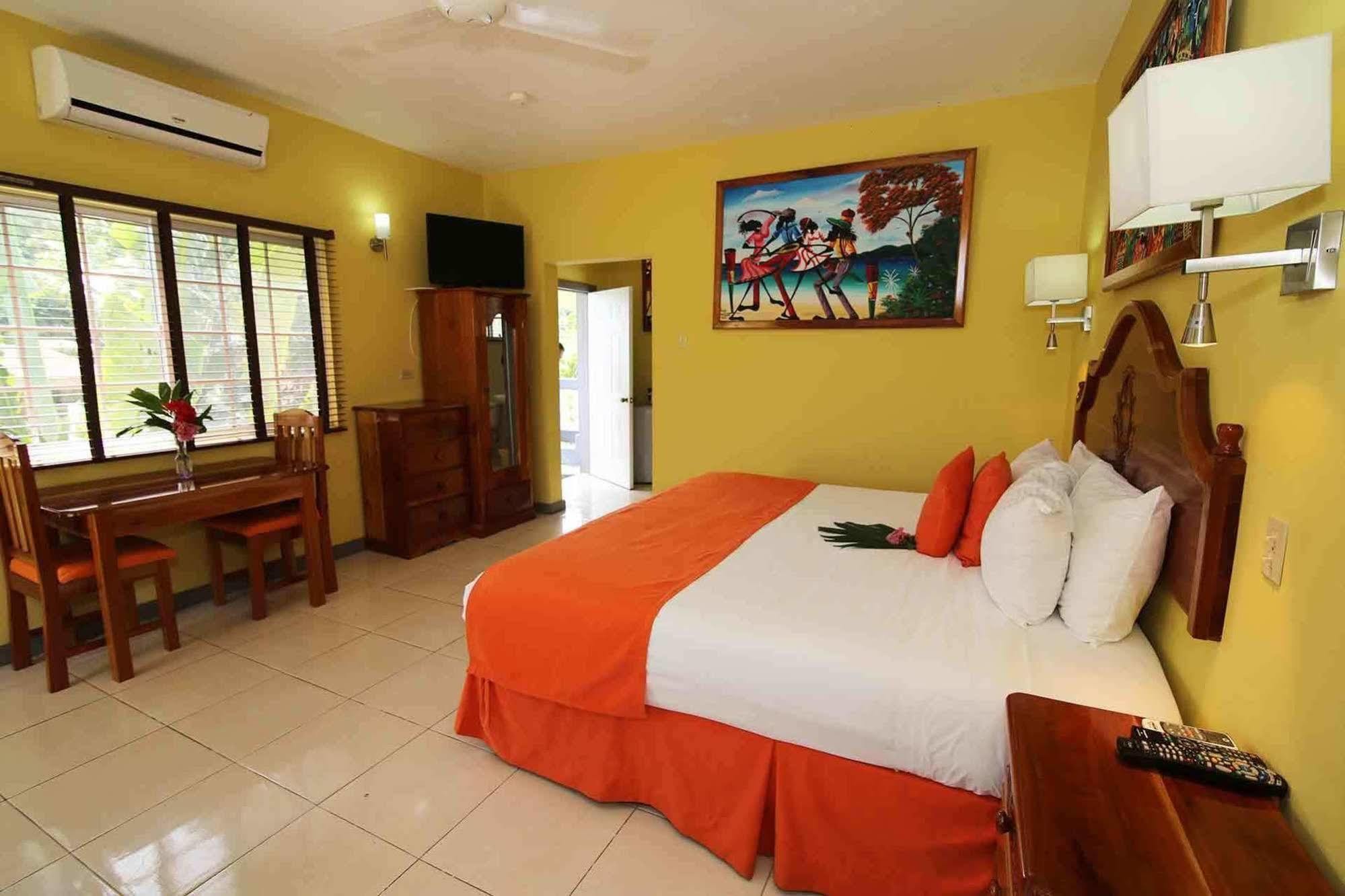 Seastar Inn Negril Buitenkant foto